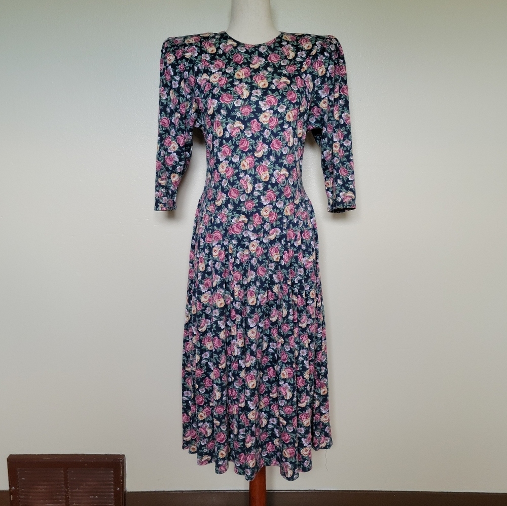 Paquette Too! | 90s Vintage Rose Garden Floral Midi Dress